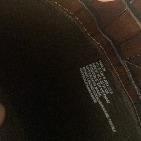 Brown knew high crocodile boots - Picture 3 of 3